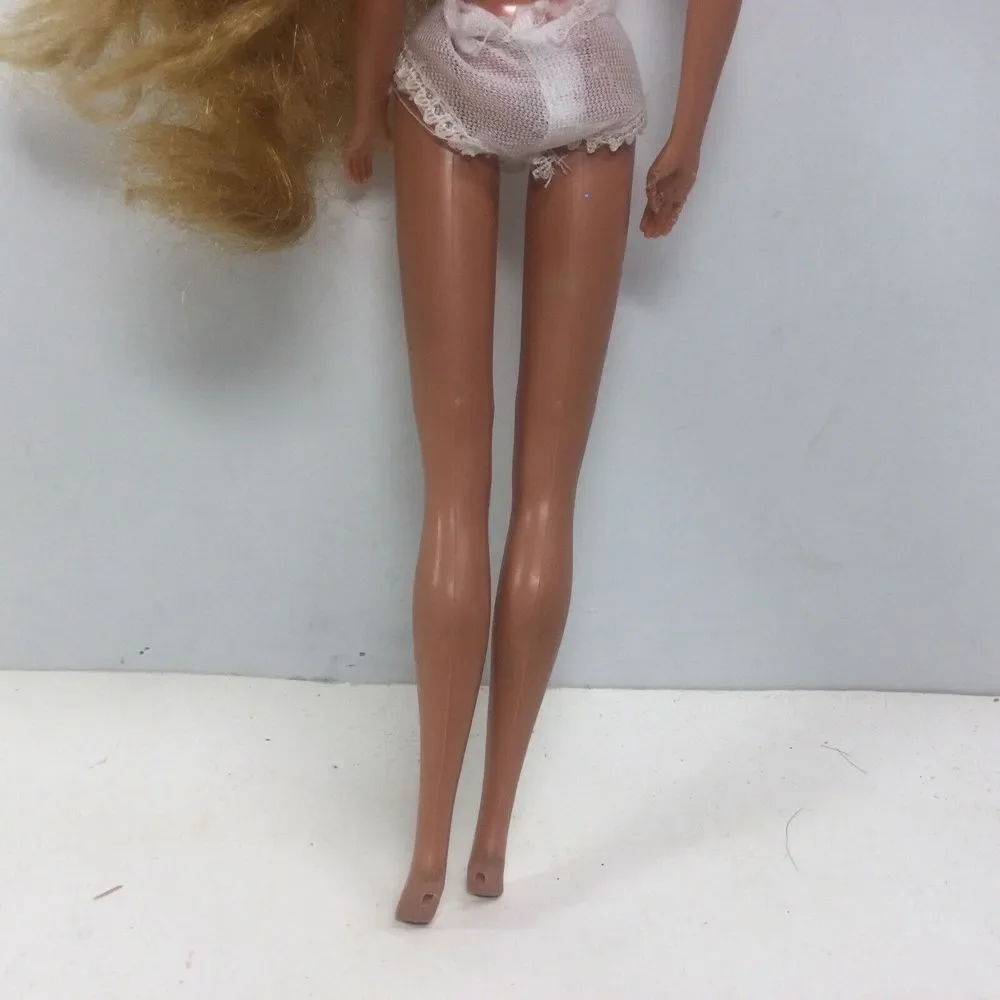 Vintage Mattel 1966 Twist‎ n Turn Barbie Doll Blonde Hair Blue Eyes made MEXICO